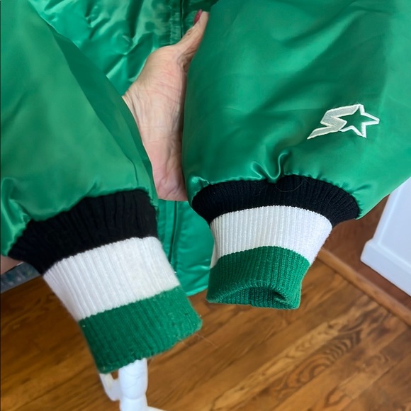 Celtics Green Jacket. - Picture 5 of 12